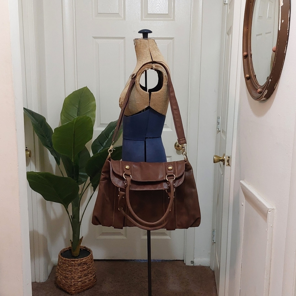 Vintage Brown Shoulder Bag with Gold Hardware